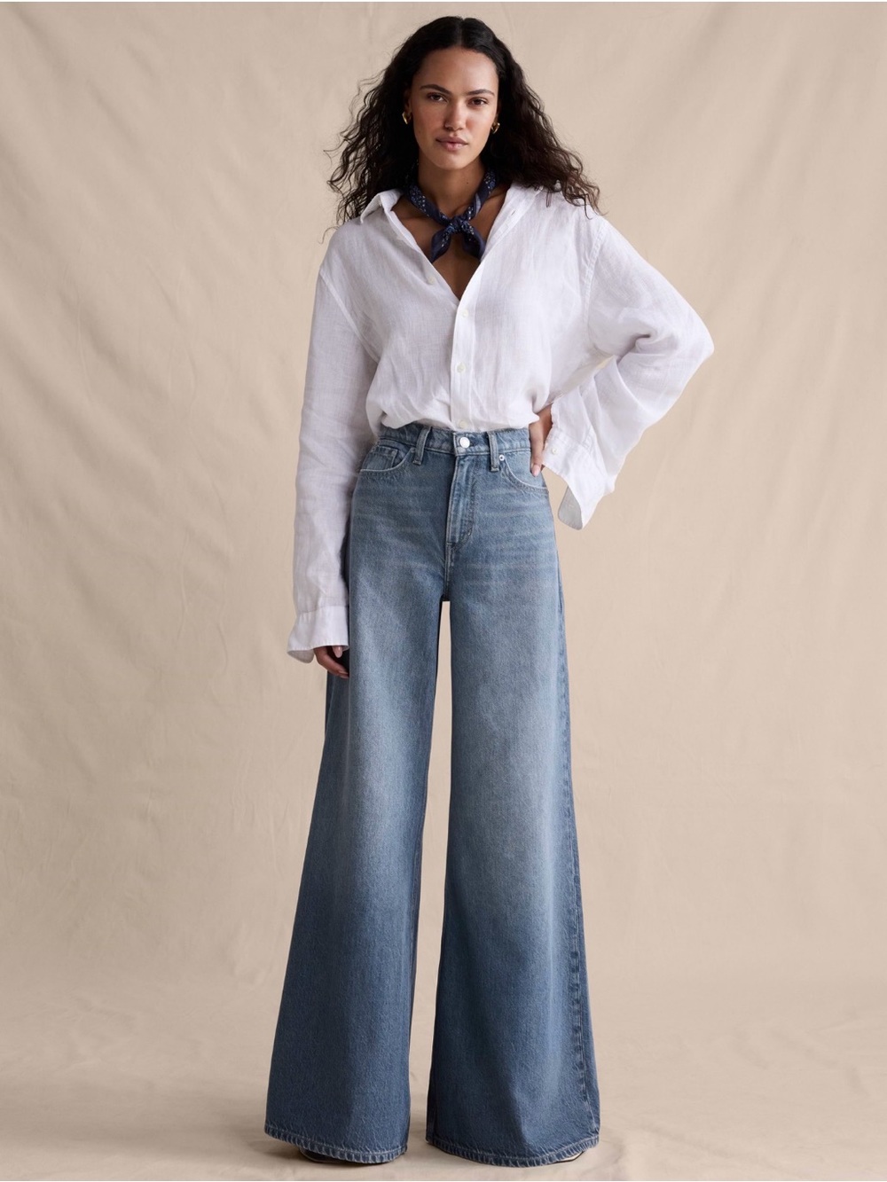 Banana Republic High Rise Palazzo jeans  Medium Wash Size 28. New Wide Leg